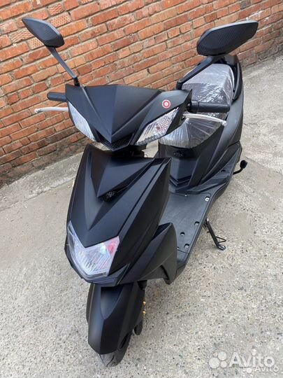 Электроскутер 72V20A 1200w