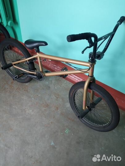Трюковой велосипед bmx
