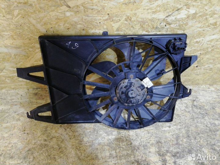 Диффузор вентилятора Ford Mondeo 3 (2000 - 2003)