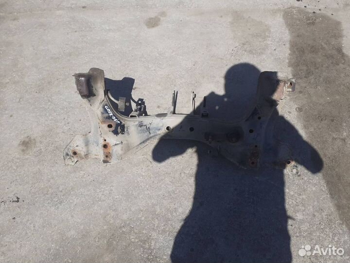 Балка подмоторная Kia Spectra