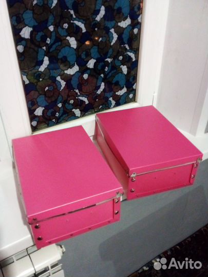 Две складные коробки пластик