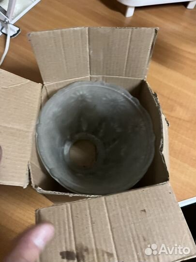 Продам люстру на 3 лампочки