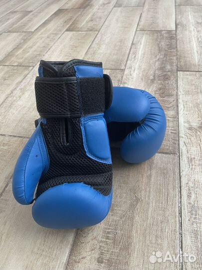Боксерские перчатки 6 oz