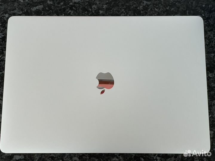 Apple MacBook Pro 15 2017 Touch Bar i7/16/512