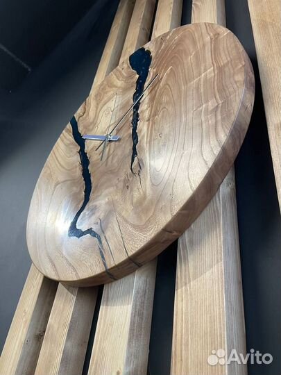 Часы в стиле 