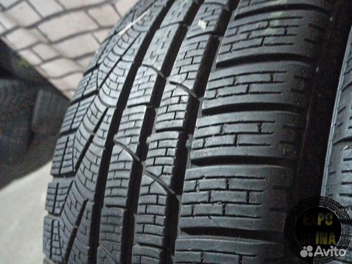 Pirelli Winter Sottozero 240 Serie II 265/40 R20 104V