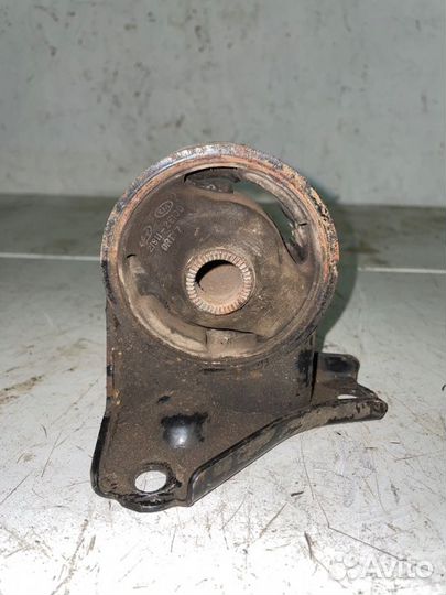 Подушка двигателя