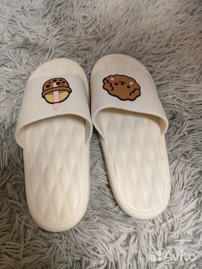 Сланцы женские новые