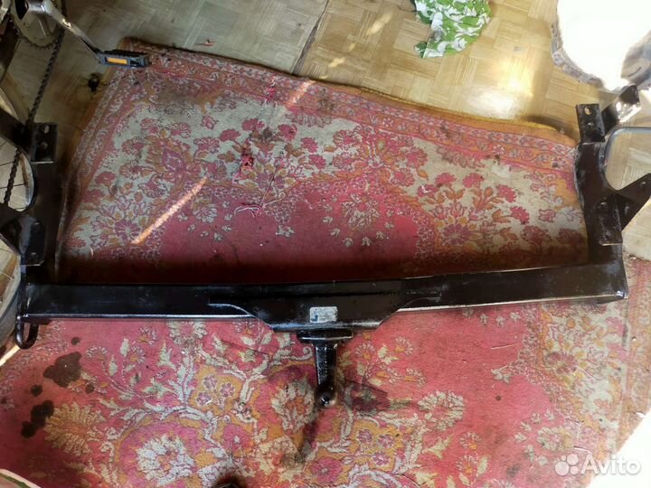 Фаркоп на toyota 4 Runner