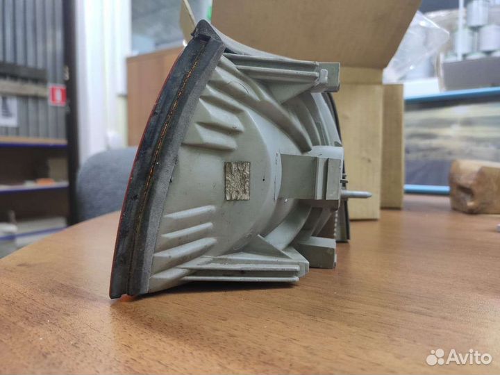 Поворотник bmw 3 E36