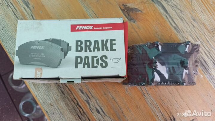 Тормозные колодки Ford Transit 91-00