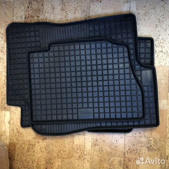 Коврики резиновые Chevrolet Tahoe2012