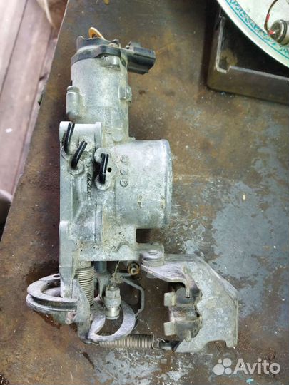 Дроссельная заслонка toyota