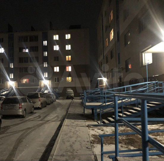 3-к. квартира, 74,8 м², 2/5 эт.