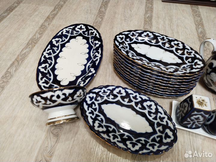 Тарелки и другая посуда (Узбекистан)