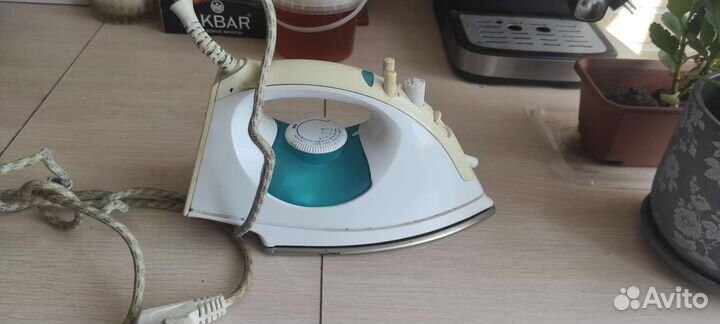 Утюги Elenberg, Scarlett на запчасти