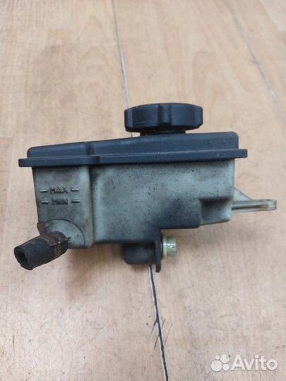 Бачок гидроусилителя Ford Mondeo cjba 2008