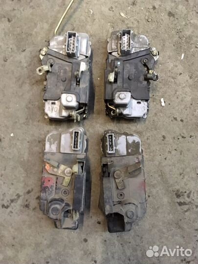 Замки дверей Калина Гранта