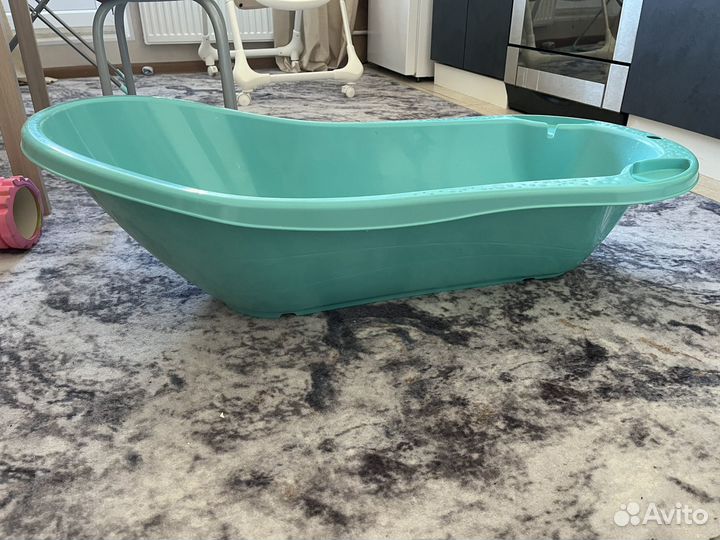 Ванночка для купания новорожденного