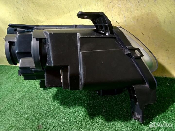 Фара левая Geely Emgrand EC7 2010