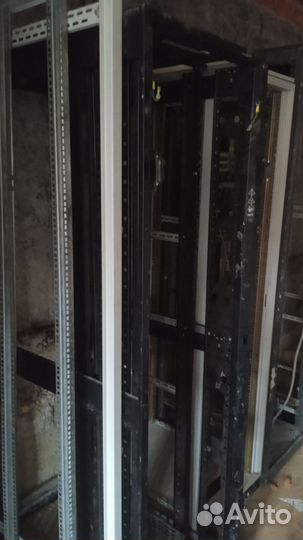 Шкафы серверные бу