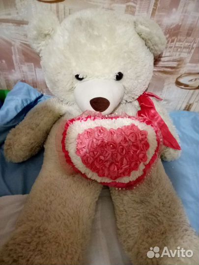 Плюшевый медведь