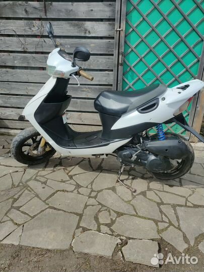 Скутер Suzuki ZZ