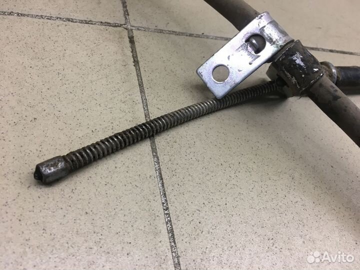 Трос стояночного тормоза Forester (S11) 2002-2007