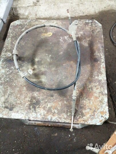 Трос ручника правый мазда сх7