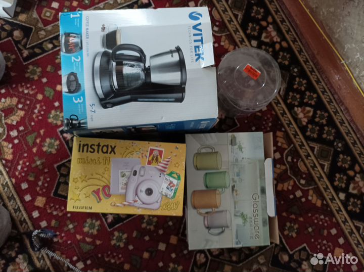 Коробки картонные различного размера