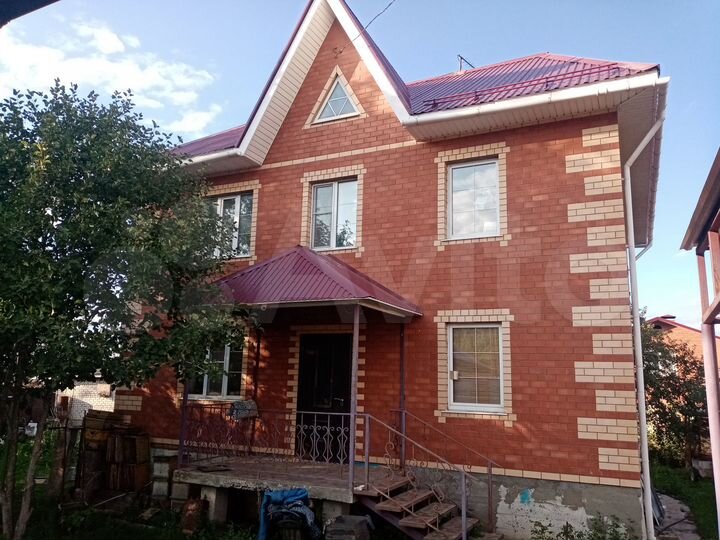 Дом 170,6 м² на участке 11 сот.