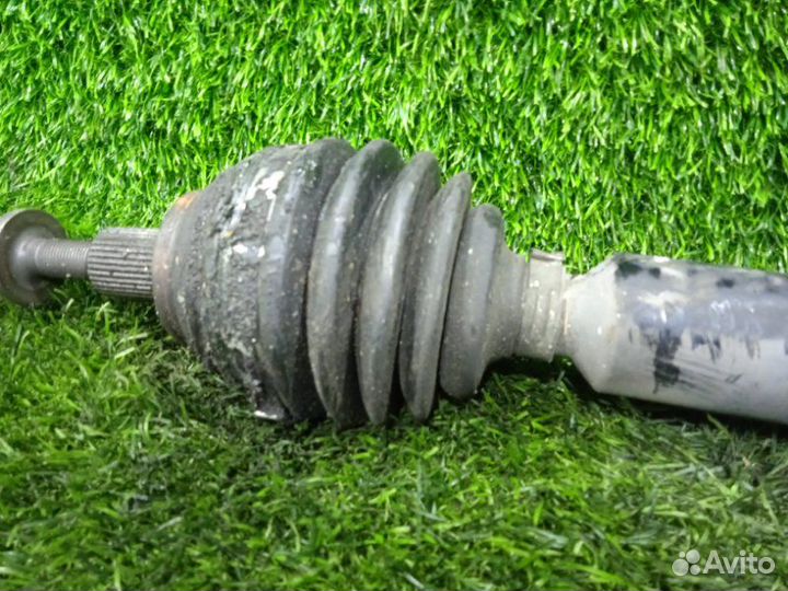 Привод передний правый Volkswagen Passat 3C2 BVY