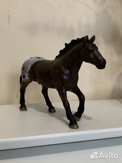 Schleich фигурка жеребца