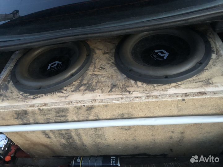 Сабвуфер и усилитель