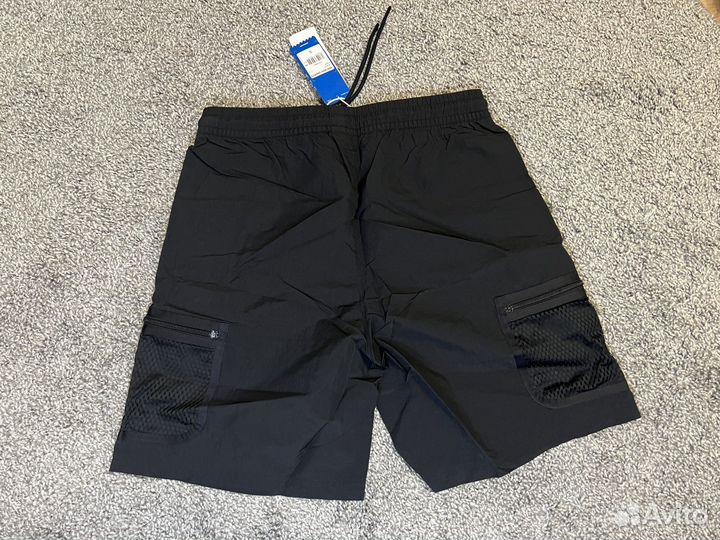 Шорты Adidas Adventure новые, оригинал (S)
