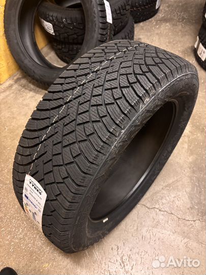 Nokian Tyres Hakkapeliitta R5 SUV 255/55 R20 110R