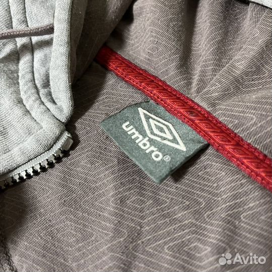 Зип худи Umbro Essentials S-размер