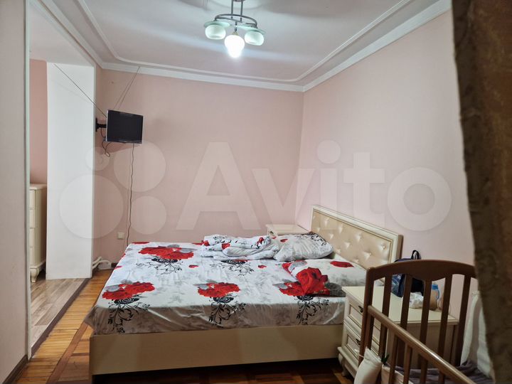 4-к. квартира, 92 м², 5/5 эт.