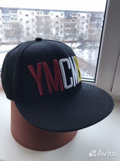 Кепка снэпбэк