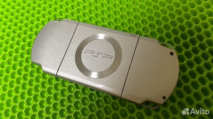 Sony PSP + 353 игры