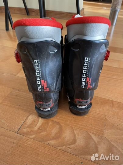 Горнолыжные ботинки salomon performa