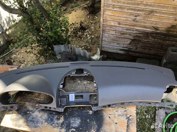 Торпедо (панель ) для Mercedes W211