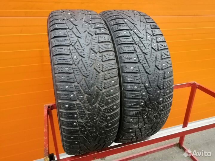 Nokian Tyres Hakkapeliitta 7 SUV 215/65 R16 99H