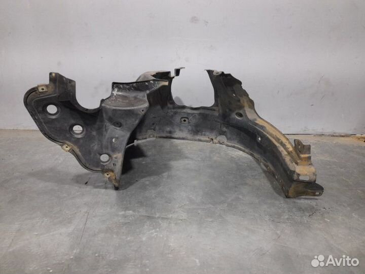 Подкрылок передний правый Nissan X-Trail T31