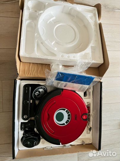 Робот пылесос hec