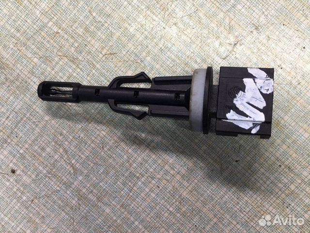 Датчик температуры Шкода Рапид