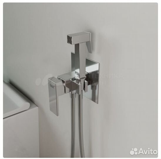 Сантехника и плитка в ванную