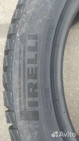 Pirelli Scorpion Ice Zero 2 285/45 R22