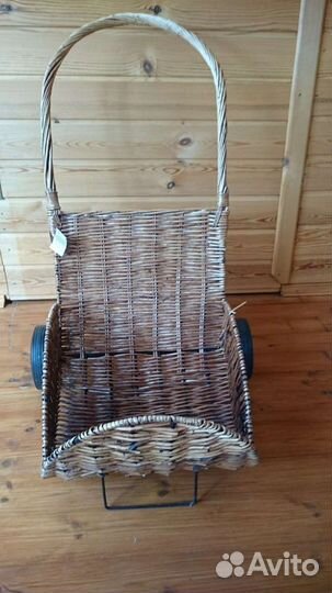 Тележка плетеннная, из натуральной лозы