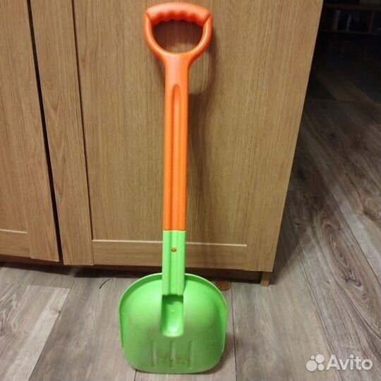 Детская объёмная лопатка для снега Полесье